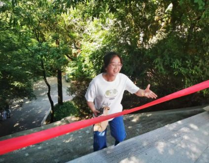 助力文旅市场 展示产投风采——星空官方网页版-星空online(中国)
组织开展员工登山比赛活动(图10)